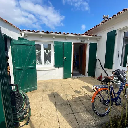Holiday home Depart Du Marin